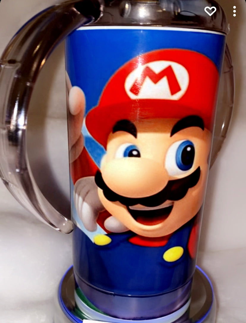 SIPPY CUPS (2 LIDS)